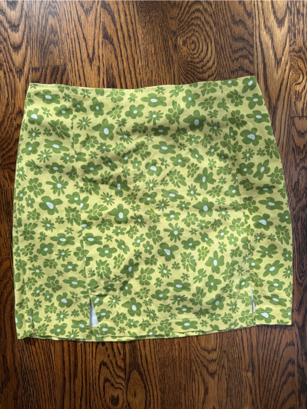 love on a hanger Yellow Green Retro Hippy Fall 90s Y2K Cotton Floral Mini Skirt